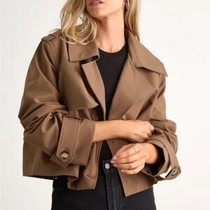 Donley Light Brown Double-Breasted
Cropped Trench Coat